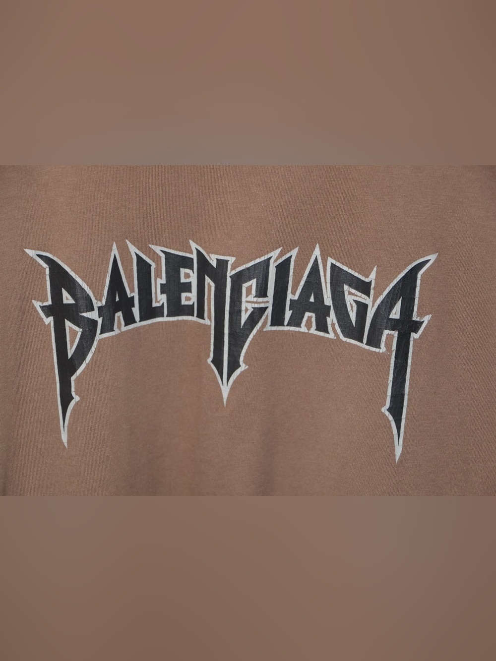 Balenciaga Logo Print T-Shirt - Picture 3 of 11